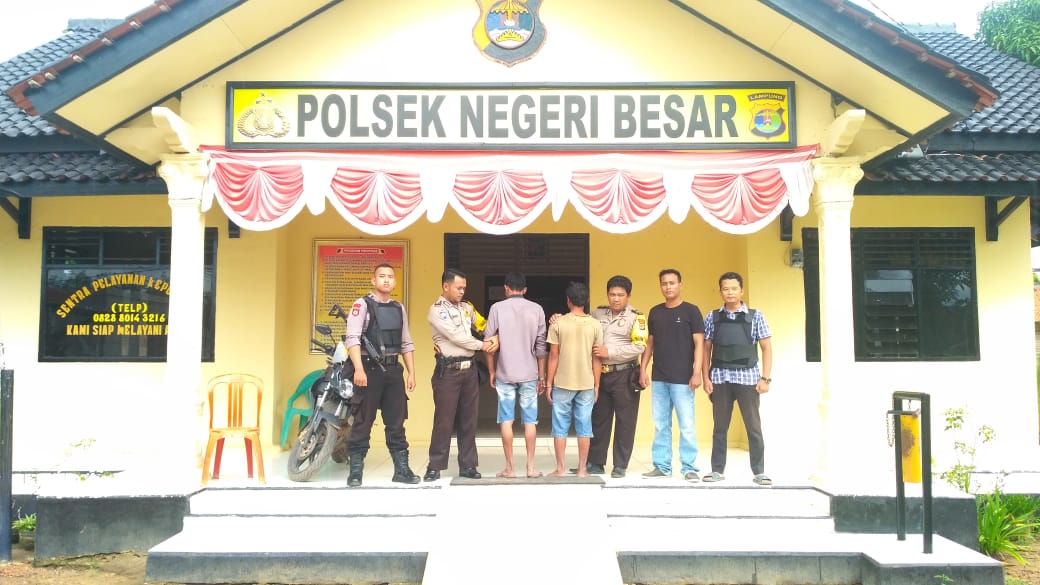 Polsek Negeri Besar Ringkus Dua Pencuri Handphone Dalam Rumah