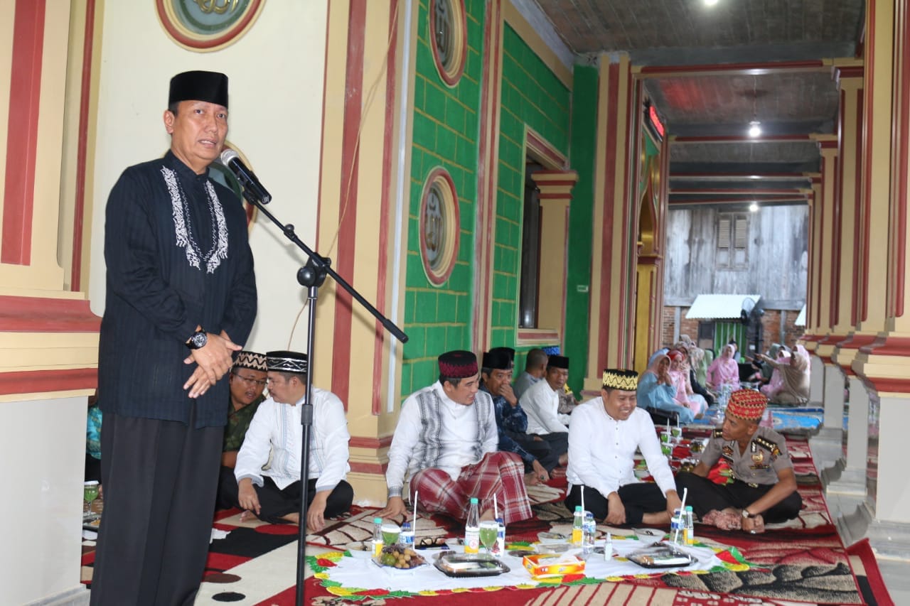 Pjs. Gubernur Didik Ajak Masyarakat Jaga Ukhuwah Islamiyah Dalam Safari Ramadhan di Tegineneng
