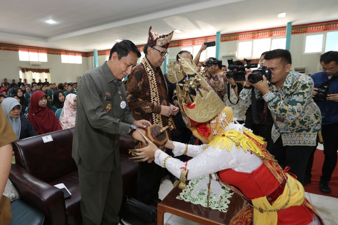 Mendagri Tjahyo Kumolo Ajak Mahasiswa Unila Antisipasi Radikalisme
