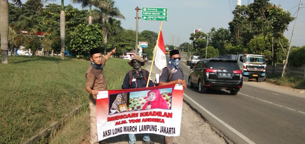 Longmarch Tim Relawan Keadilan Yogi Andhika Masuk Wilayah Banten