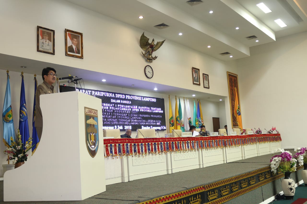 Pj. Sekdaprov Harmatoni Sampaikan 5 Raperda Prakarsa Pemprov Lampung