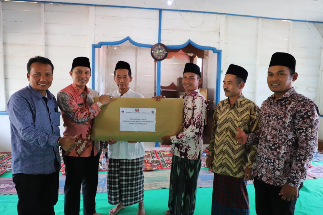 Pemkab Lambar Rutin Adakan Kegiatan Safari Jumat