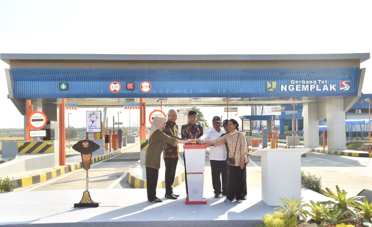 Resmikan Jalan Tol Ruas Kartasura-Sragen, Presiden Minta Rest Area Utamakan Produk Lokal