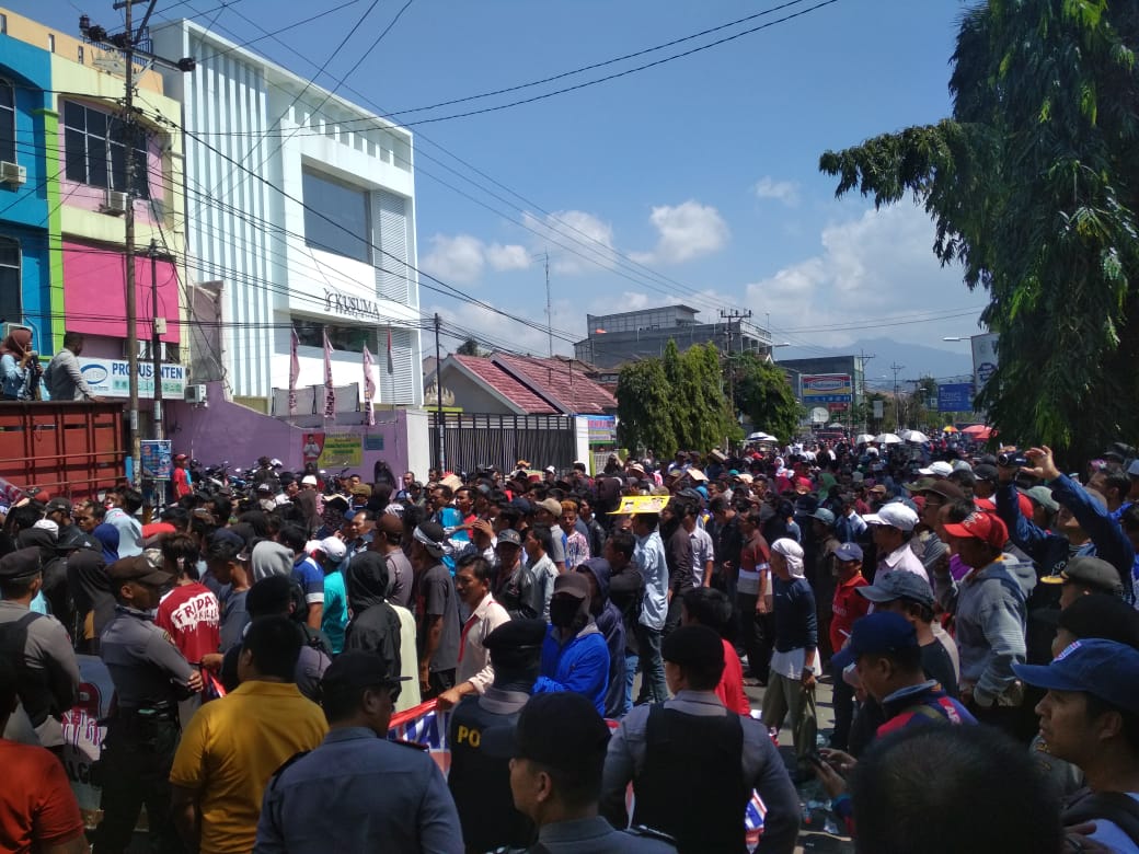 Diimingi Insentif Cair, Herman HN Paksa RT Ikut Demonstrasi