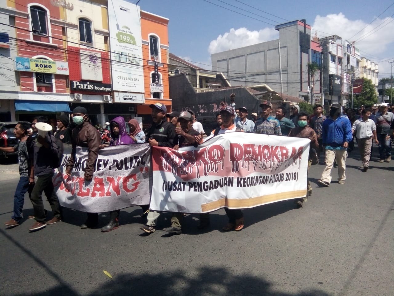 Petugas Kebersihan dan Pemulung “Kritisi” Aksi Demo Tolak Hasil Pilgub Lampung 2018