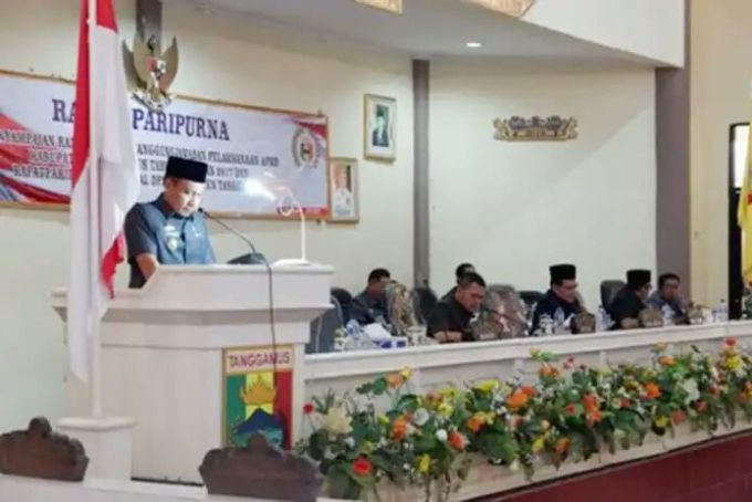 DPRD Kabupaten Tanggamus Gelar Paripurna Penyampaian Raperda LKPj TA 2017