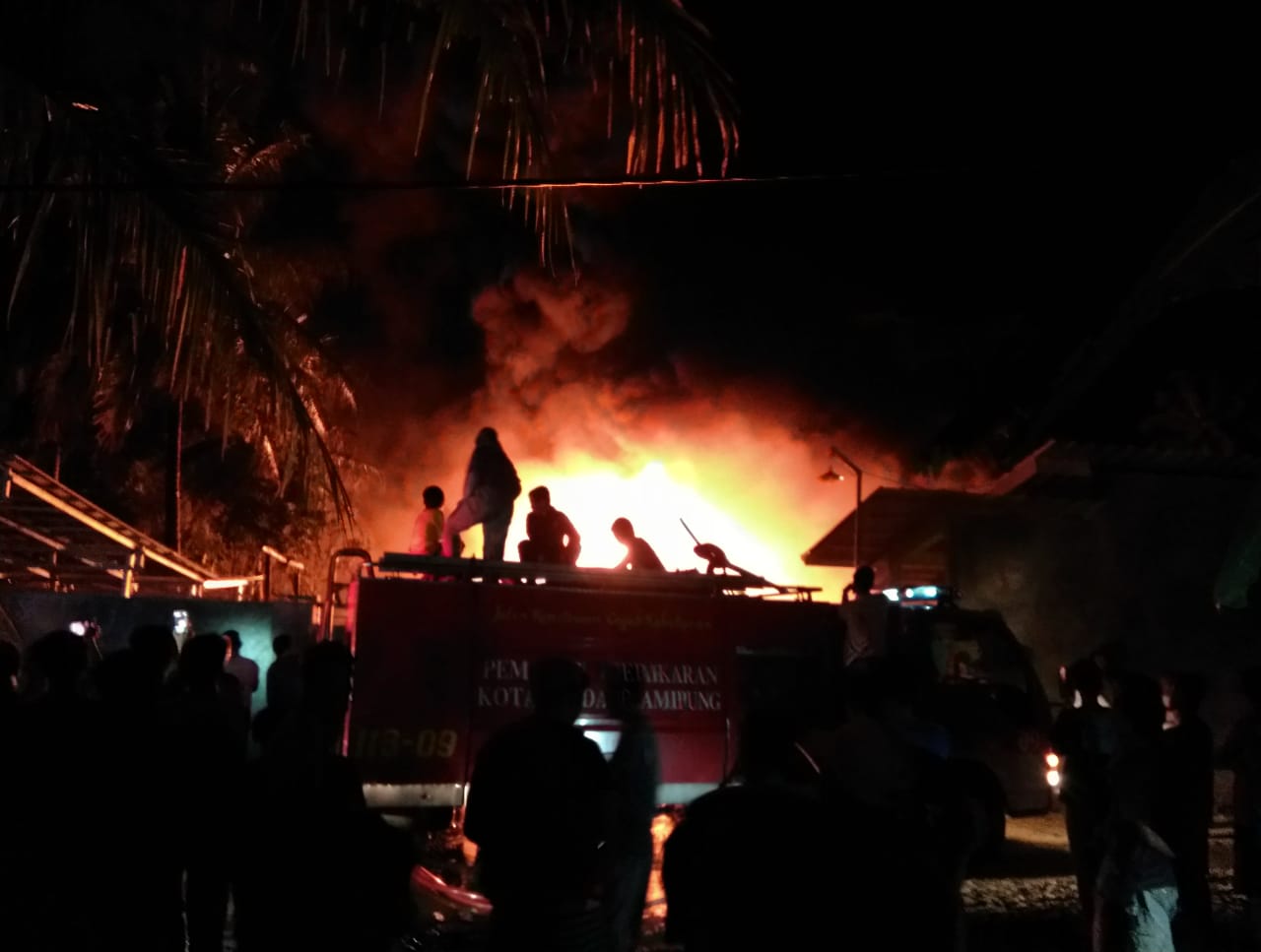 Lagi Gudang BBM Diduga Ilegal Terbakar