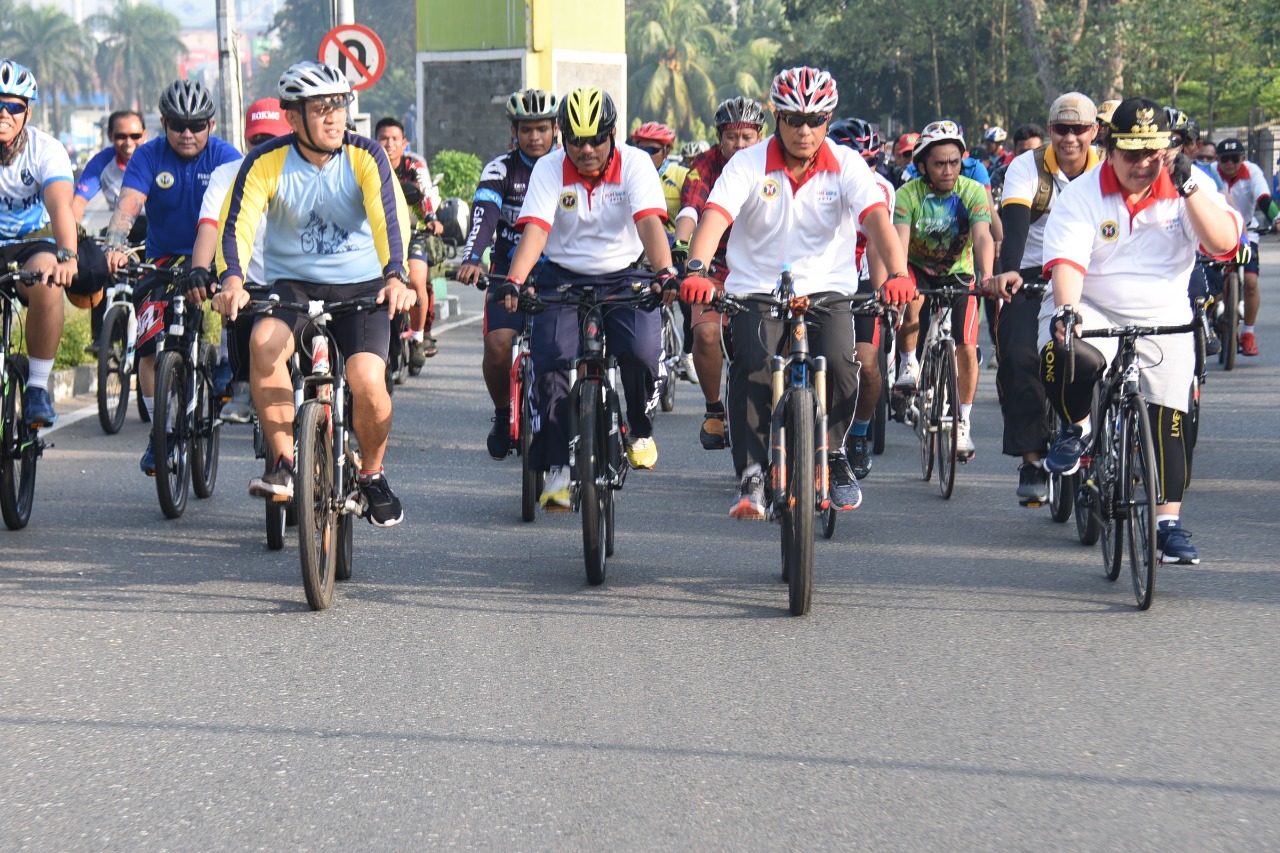 Peringati HUT Ke-3, Lantamal XII Gelar Fun Bike Bersama Masyarakat