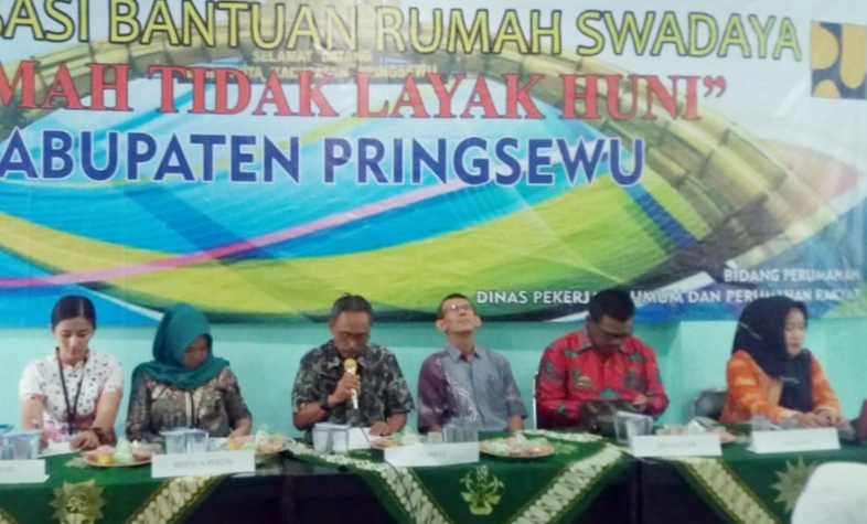 60 Orang Masyarakat Penerima BRS  Buka Rekening Tabungan