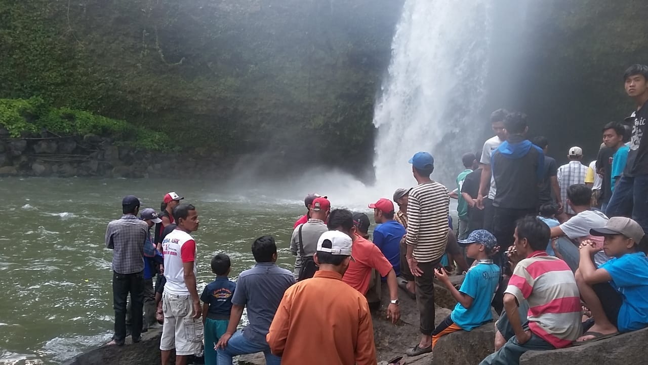 Pelajar SMA Tenggelam di Air Terjun Curup Tanggamus Hari Kedua Pencarian Basarnas Masih Nihil