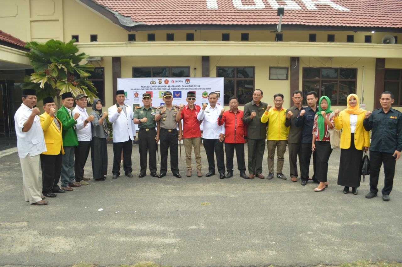 Kapolres Tulang Bawang Pimpin Deklarasi Pemilu Damai
