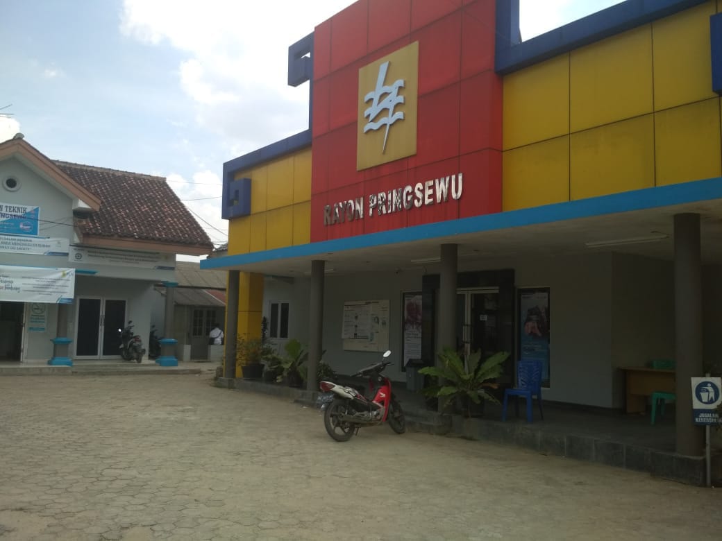 Marak Keluhan Masyarakat Soal “Pungli” SLO di PLN Ranting Pringsewu Manager “Alergi” Wartawan