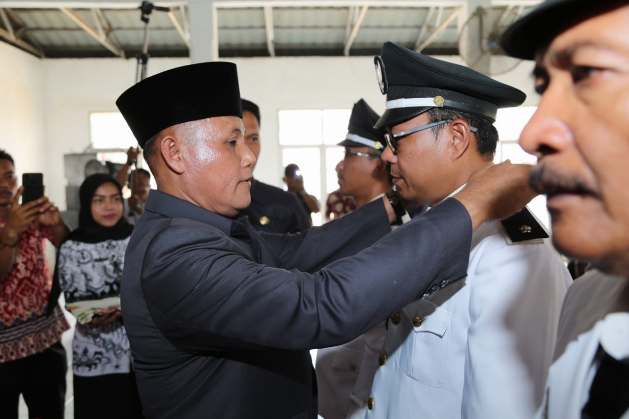Plt Bupati Lamsel Lantik Kepala Desa di 3 Kecamatan
