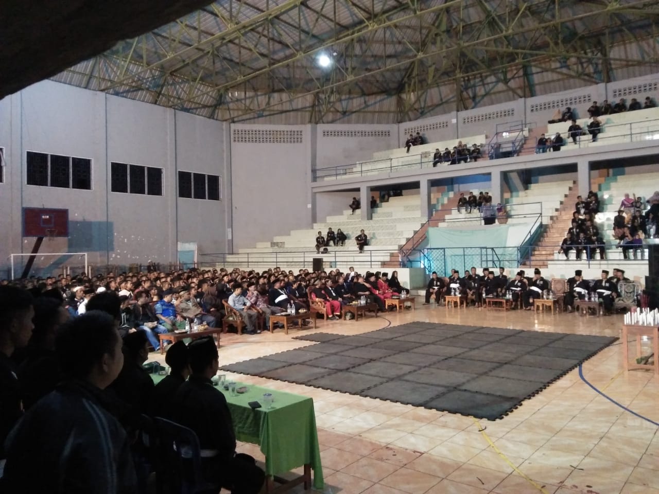 Suroan, PSHT Hitamkan GOR Sukung Kotabumi