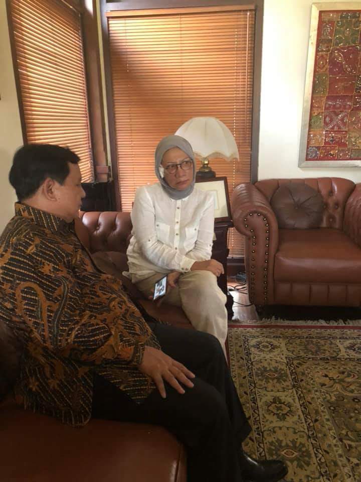 Capres Prabowo Bertemu Dengan Ratna Sarumpaet