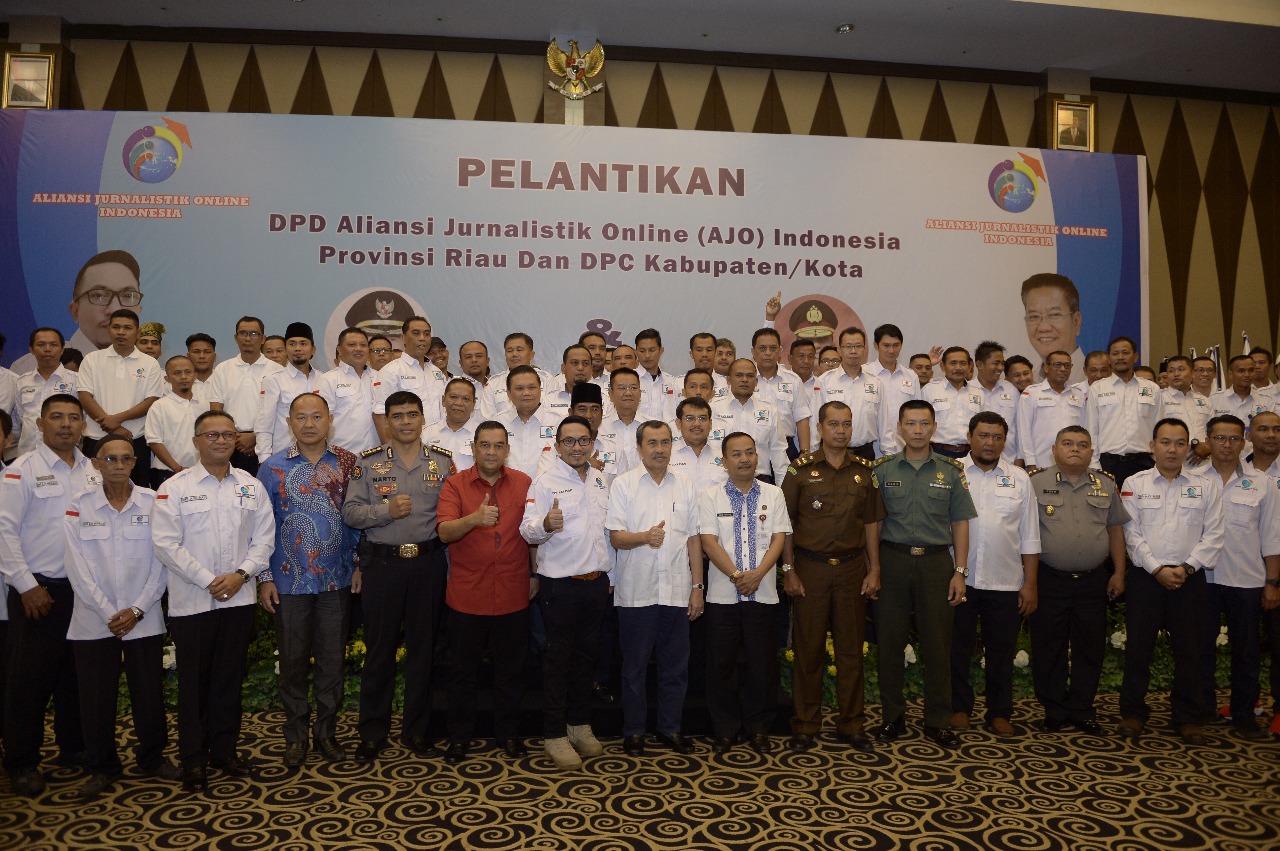 Ketua AJO Indonesia Lantik Pengurus Provinsi Riau