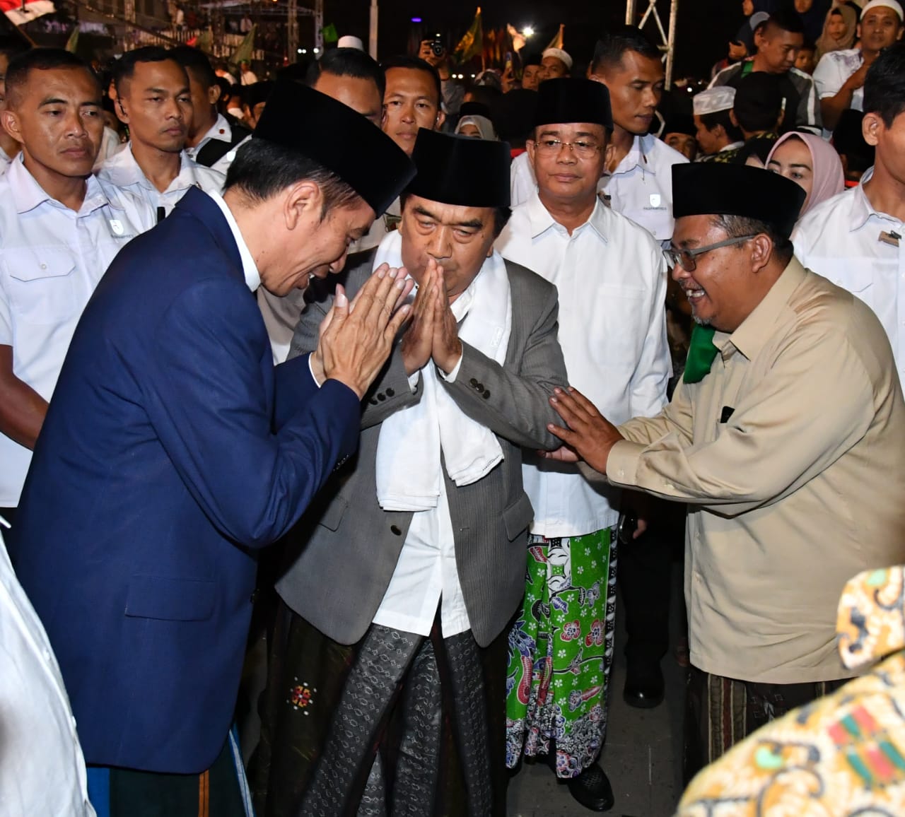 Presiden Jokowi Ingin Para Santri Cinta Bangsa dan Berakhlakul Karimah