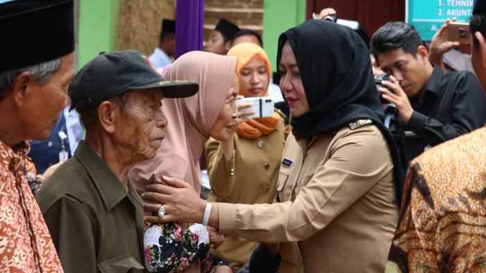 Kunjungi Ponpes Winarti Janjikan Realisasi Program APBD