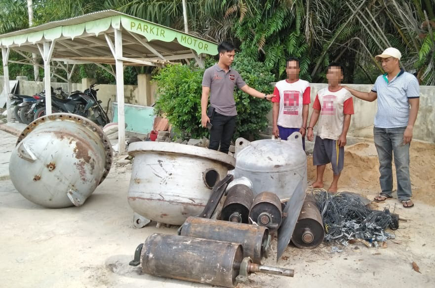 Polsek Dante Teladas Tangkap Sindikat Pencurian Besi PT. CDE PLTU