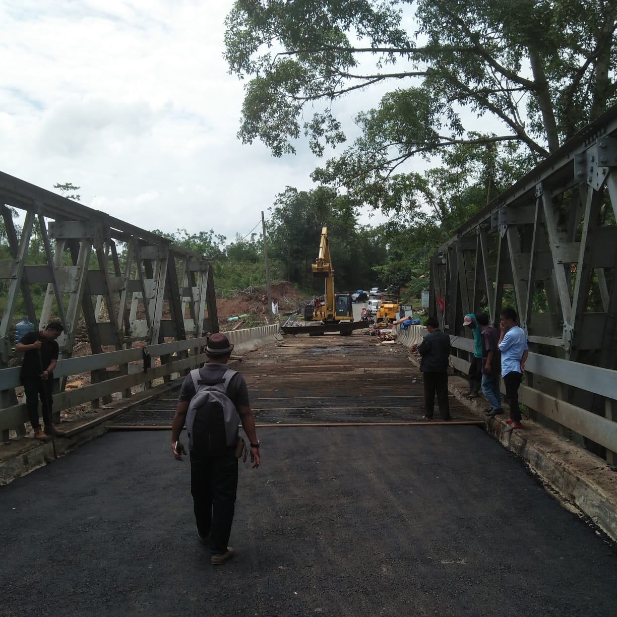 Jembatan Way Umpu Hari Ini Sudah Dapat Dilintasi R2 dan R4