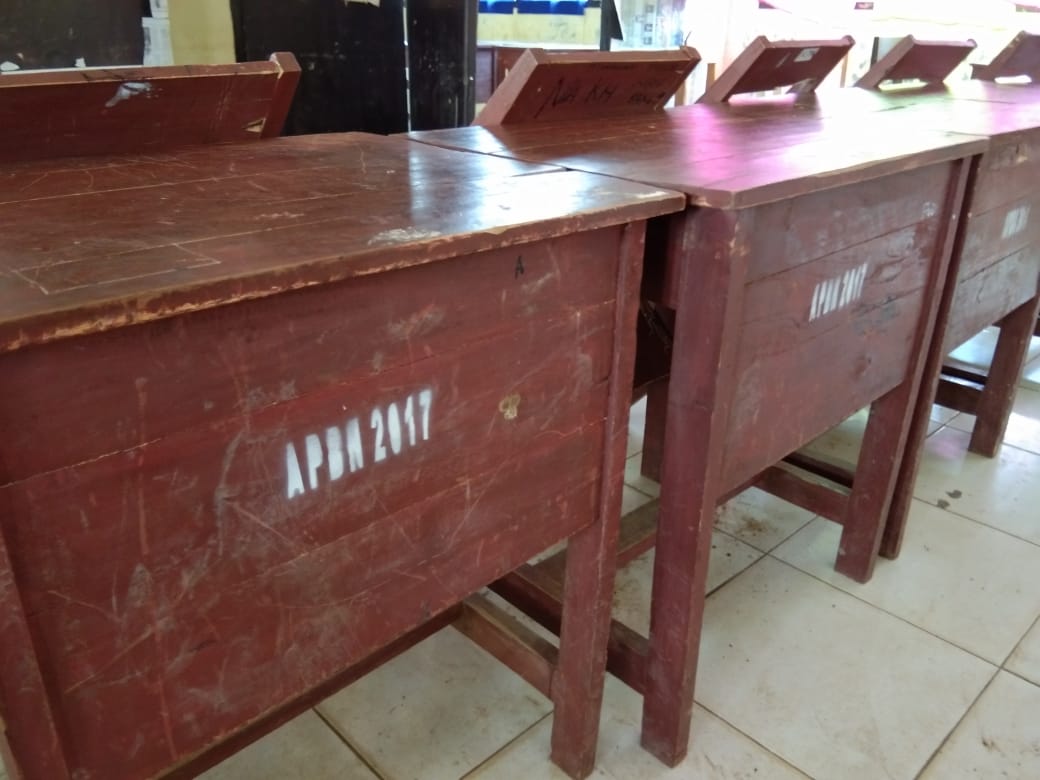 Meubilair SMK 1 Bumi Agung Diduga Fiktif, Pihak Sekolah “Sulap” Barang Bekas Dengan Tanda Baru