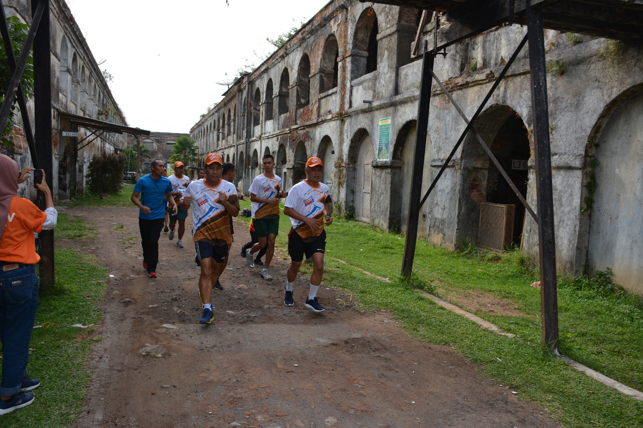 Olahraga Sambil Wisata Sejarah di Ambarawa