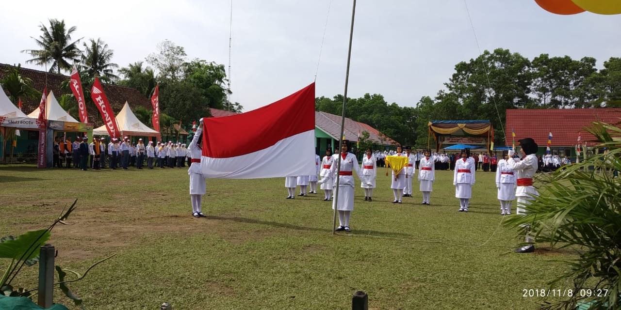 Ratusan Pelajar Semarakkan Lomba 11 Tahun SMA Neger 2 Tumijajar