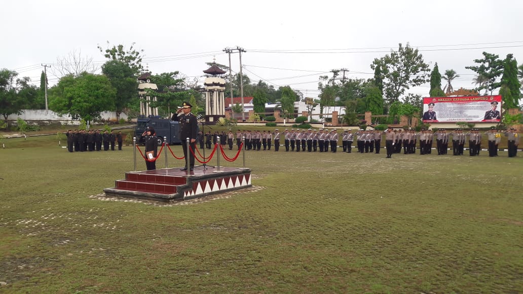 Memperingati Hari Pahlawan, Polres Lampung Utara Gelar Upacara Bendera