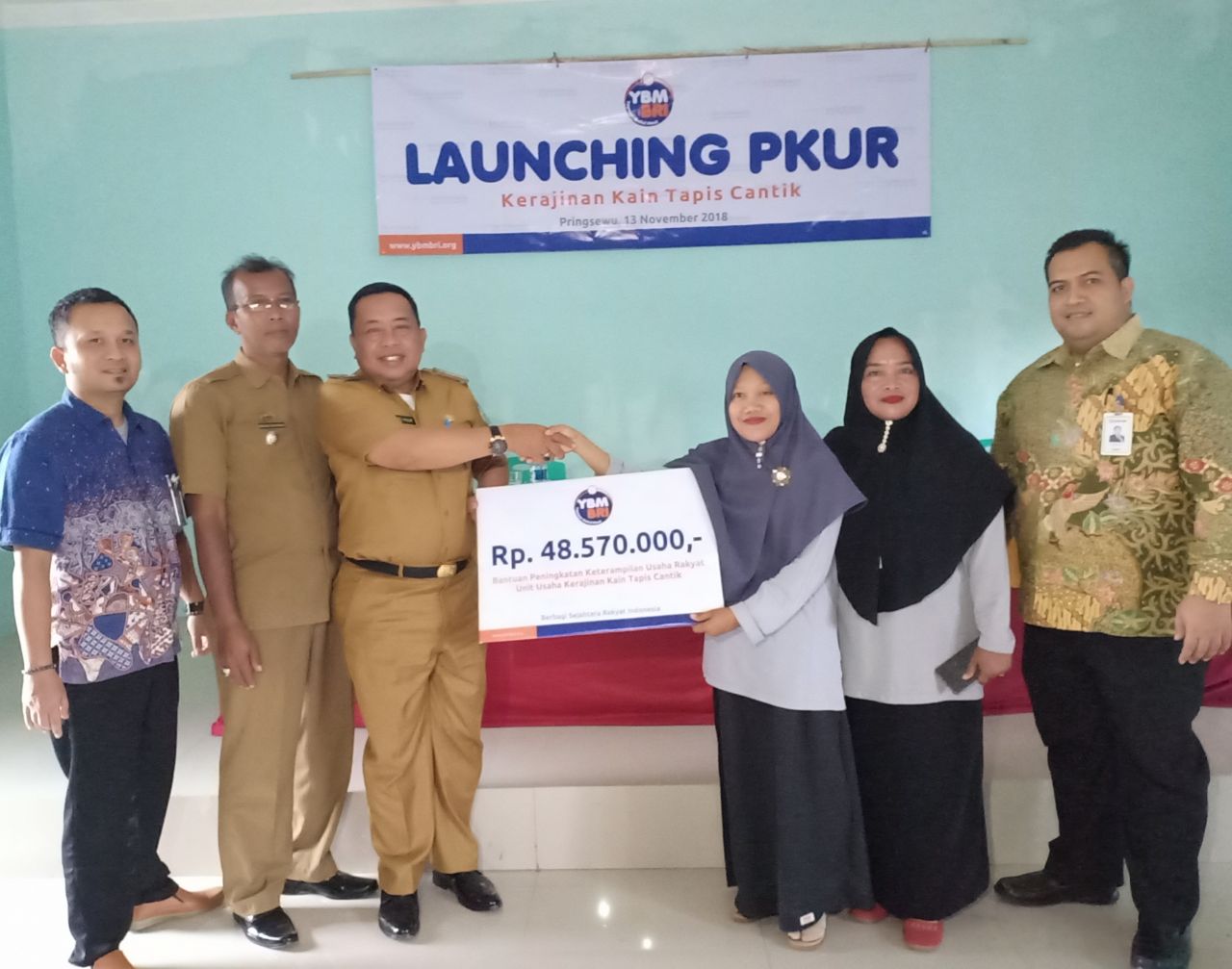 YBM BRI Launching PKUR Kerajinan Kain Tapis Cantik