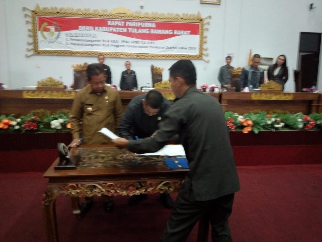 Fauzi Hasan Tanda Tangani MOU KUA-PPAS Tulang Bawang Barat 2019