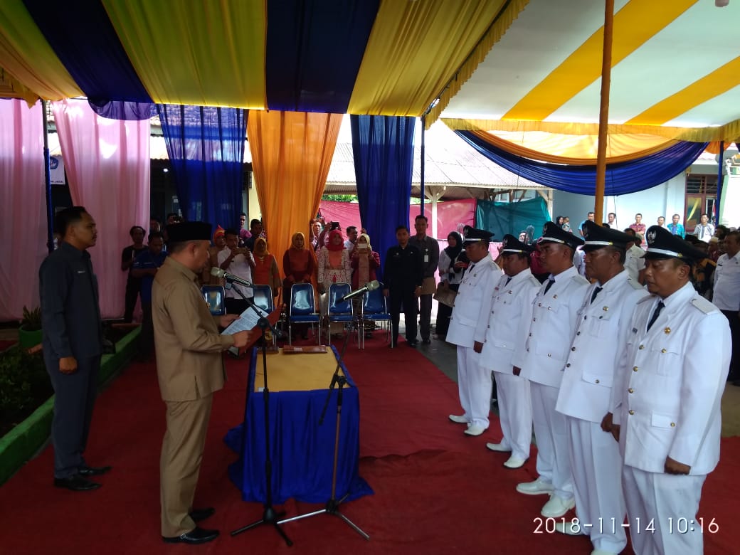 Umar Ahmad Melantik Lima Kepala Tiyuh Wilayah Kecamatan Tumijajar