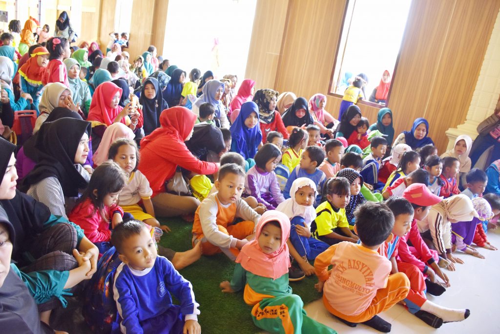 Kota Metro Galakkan One Day For Children