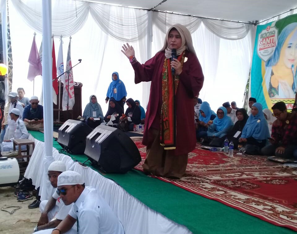 Ribuan Emak-Emak Banjiri Tabligh Akbar Relawan Ganti Presiden 2019 dan Silaturahmi Lintas Ormas