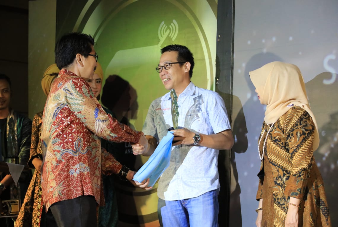 Pj Sekda Prov Lampung Buka KPID Award 7, Radar TV Raih ILM Televisi Lokal