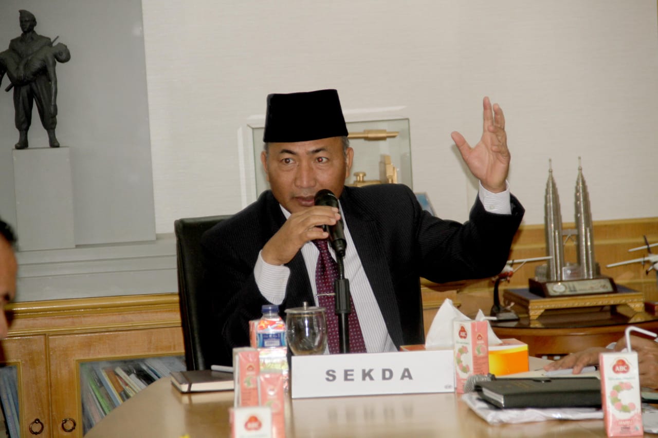 Pemkab Muba Ajak Perusahaan Gotong Royong Perbaiki Jalan Provinsi Yang Rusak