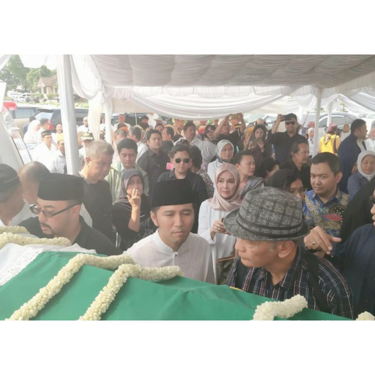 Tewas Mendadak Dalam Kamar Kos, Wagub Jatim Tolak Otopsi Jenazah Adik Kandungnya