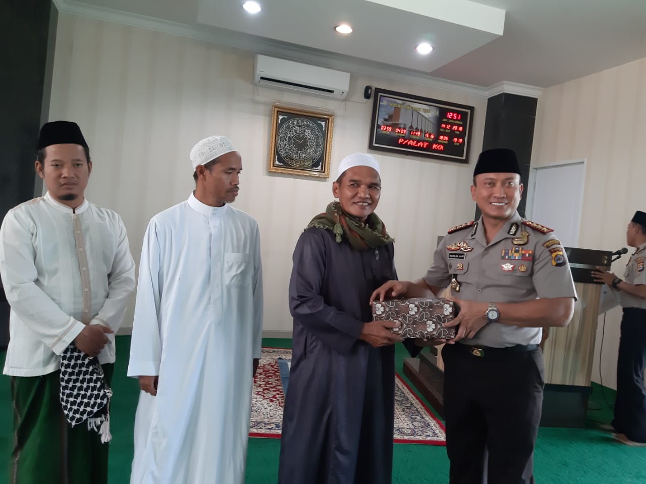 Tim Jum’at Barokah Polda Banten, Kunjungi Pangkalan Ojek
