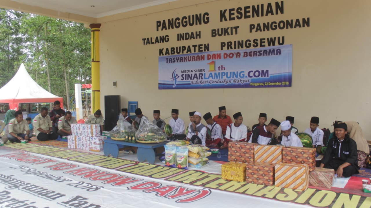 HUT Ke-1 Media Siber Sinarlampung Tasyakuran dan Doa Bersama Pondok Pesantren Al-Faatih Pringsewu