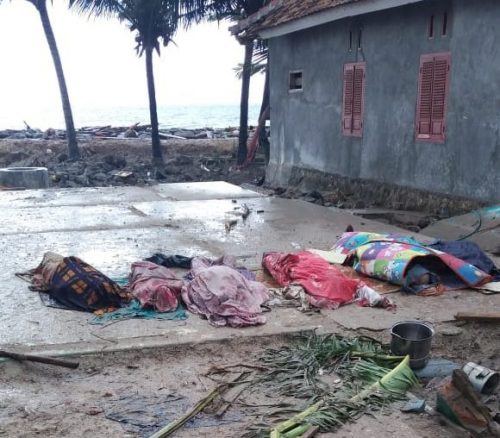 Korban Tsunami di Selat Sunda Terus Bertambah, 222 Orang Meninggal, 843 Orang Luka-Luka dan 28 Orang Hilang