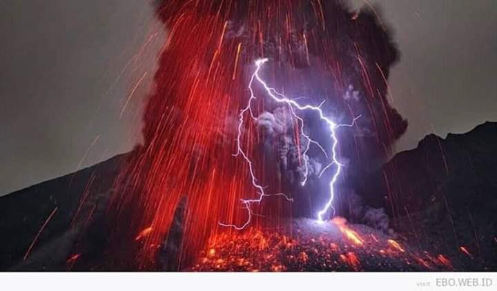 Beredar Rekaman Suara Yang Menjual Nama Sekda Lampung GAK Akan Meletus Dan Ada Tsunami Besar Itu Hoax