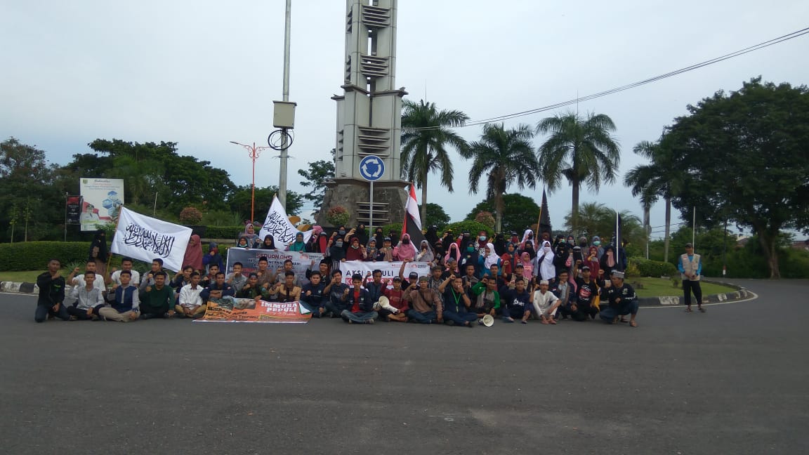 Galang Bantuan Peduli Korban Tsunami, Warga di Imbau Tak Rayakan Tahun Baruan