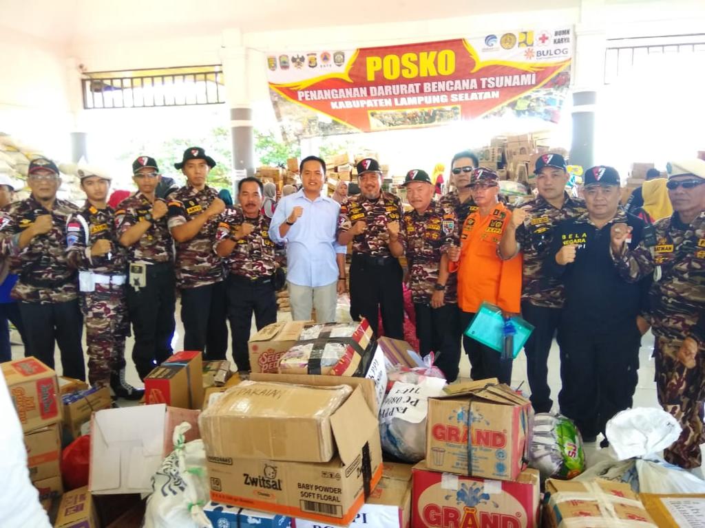 FKPPI Lampung Serahkan Bantuan Untuk Korban Tsunami
