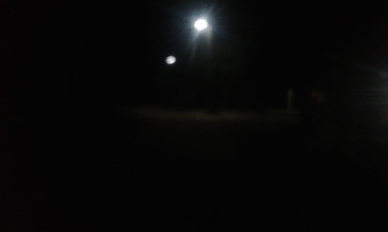 Jalan Menuju Pantai Karang Mas Labuhan Maringgai Minim Penerangan