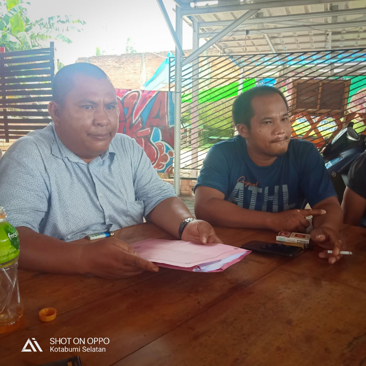 Oknum Warga Desa Gunung Besar Rusak Baliho DPD Pospera Lampura