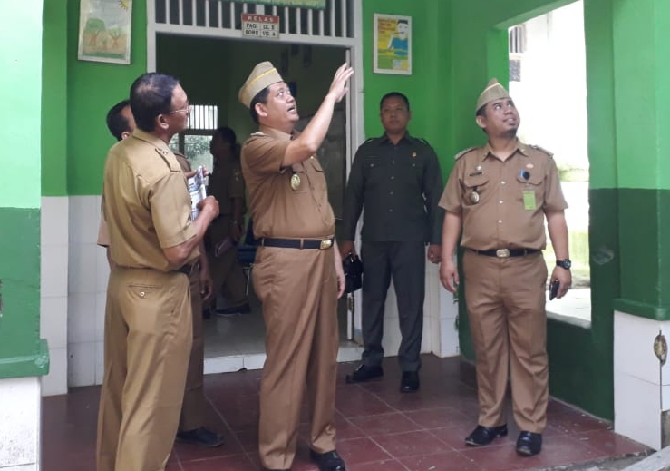 Wabup Tanggamus Sidak SMP Negeri 1 Kota Agung