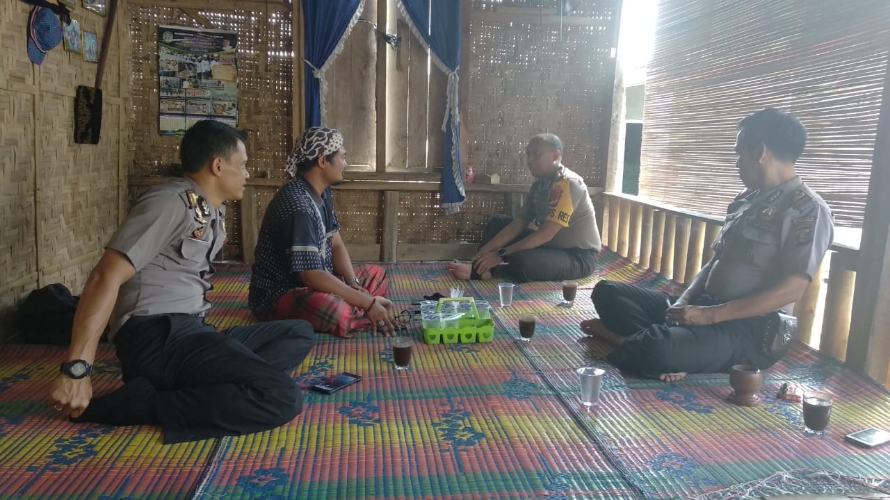 Kapolres Tulang Bawang Kunjungi Ponpes Al Munfarizah