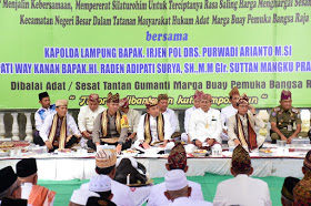 Marga Pemuka Bangsa Raja Berikan Gelar Penghargaan ke Bupati Way Kanan dan Kapolda Lampung