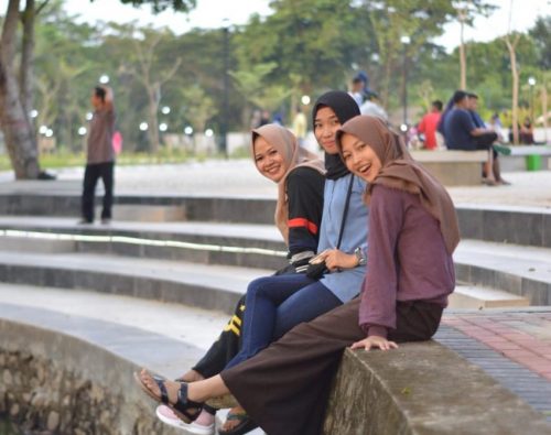 Taman Griya Pendopoan Serasan Sekate Belakang Rumah Dinas Bupati Muba Spot Selfi Warga Muba