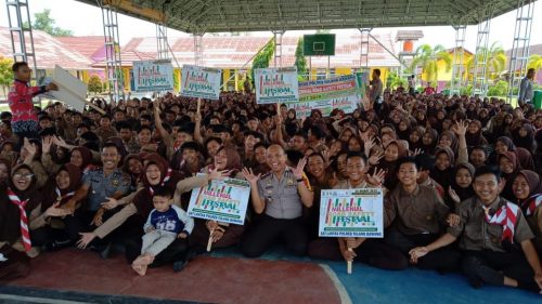 Kapolres Tulang Bawang AKBP Syaiful Berbaur Dalam Milinel Road Safety Festival