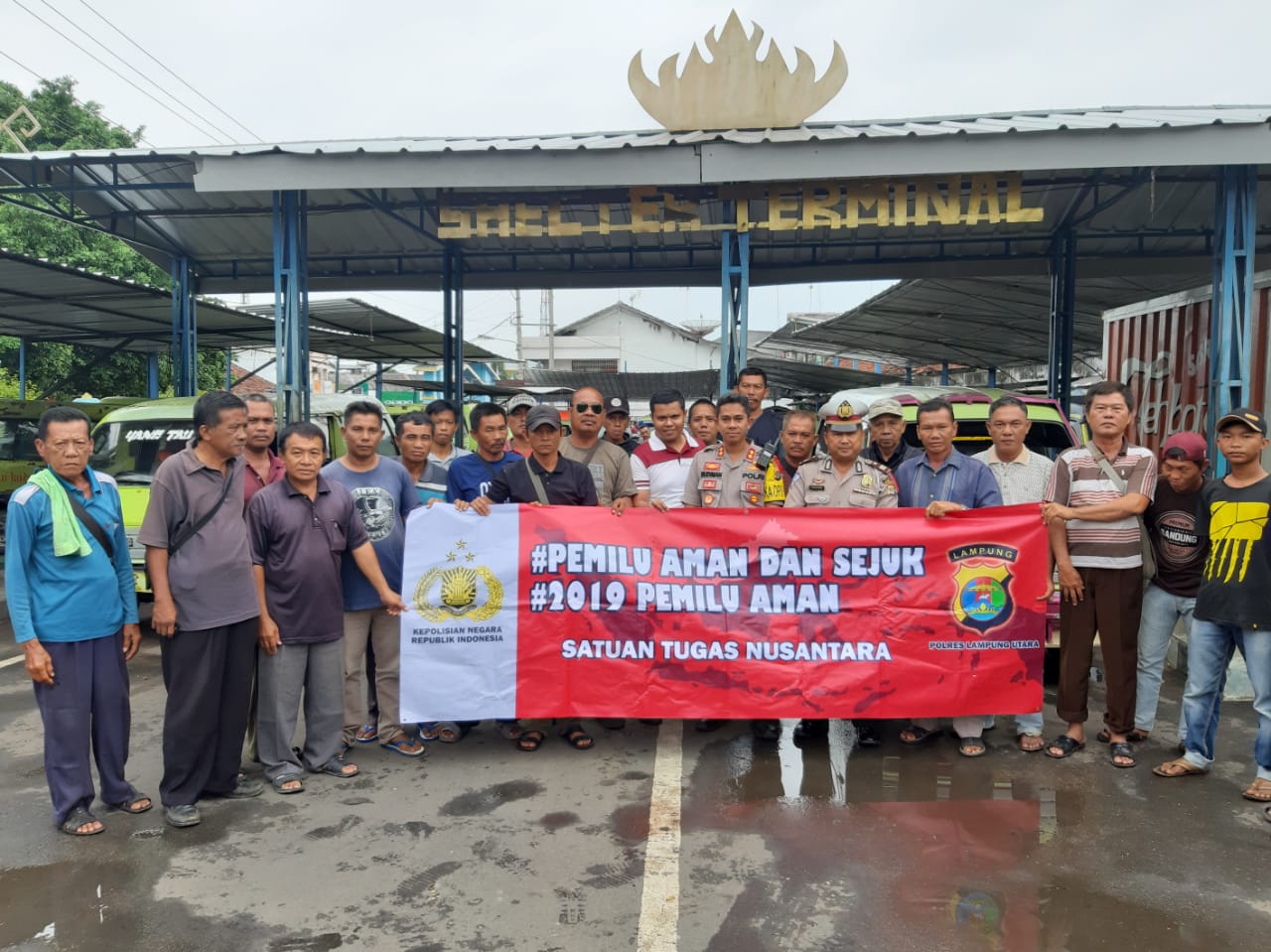 Giat 3P, Kapolres Lampura Sambangi Supir Angkot di Terminal Kotabumi